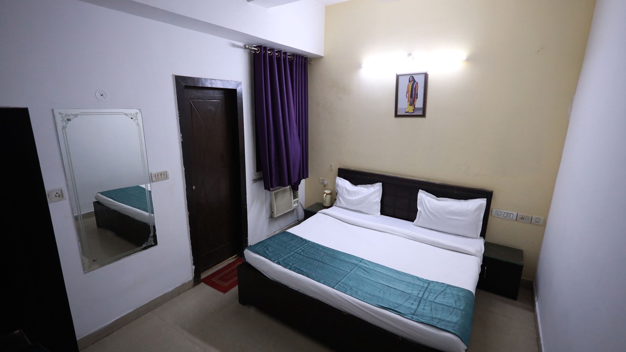 Photo of Bedroom in Vrindavan