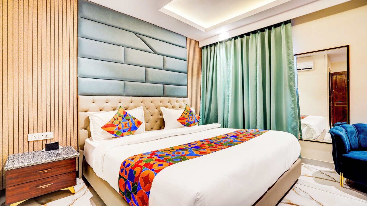 Photo of Bedroom in Azadpur