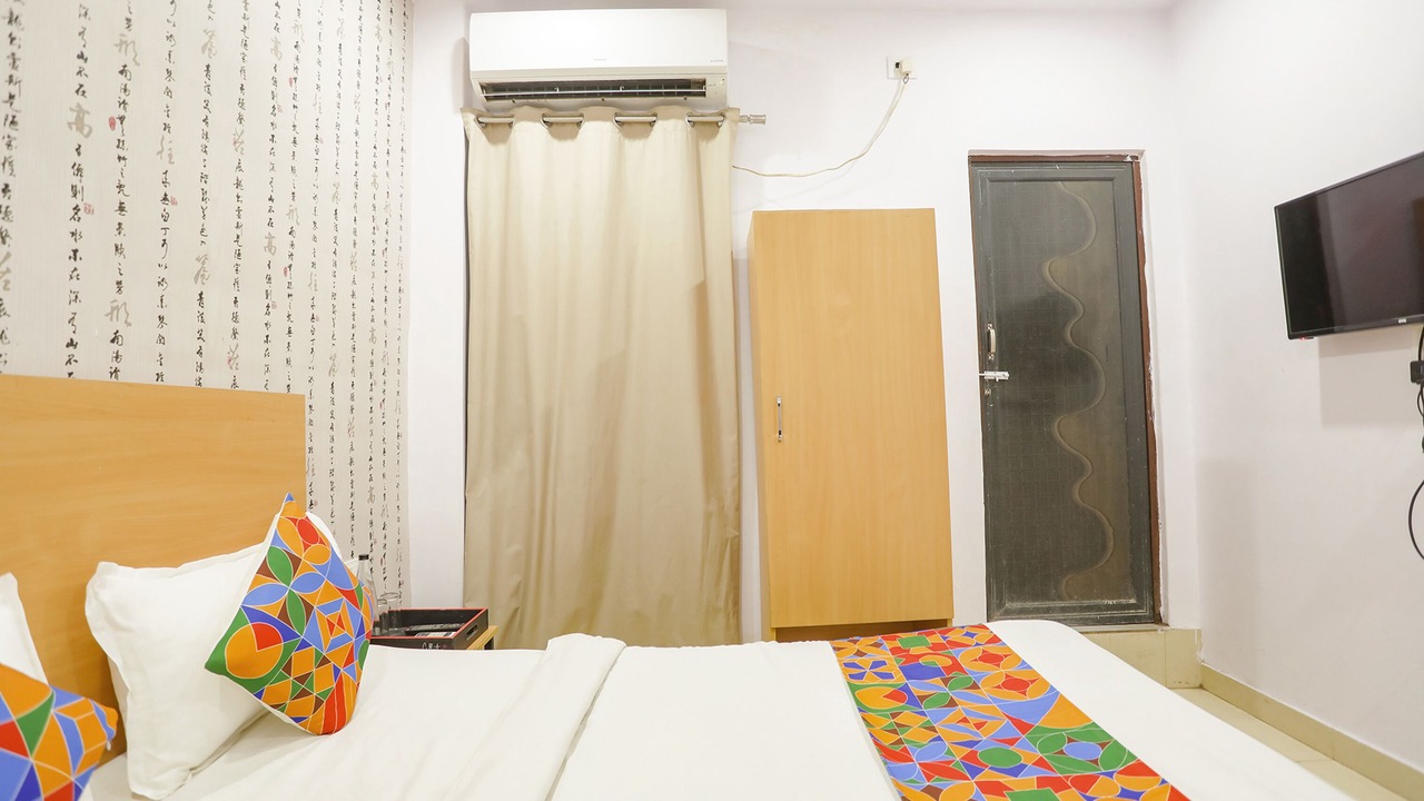 Photo of Bedroom in Allahabad