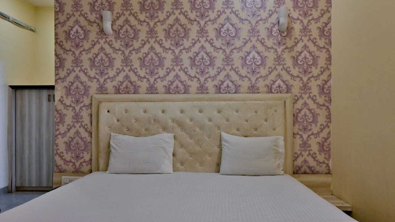 Photo of Bedroom in Panchgani