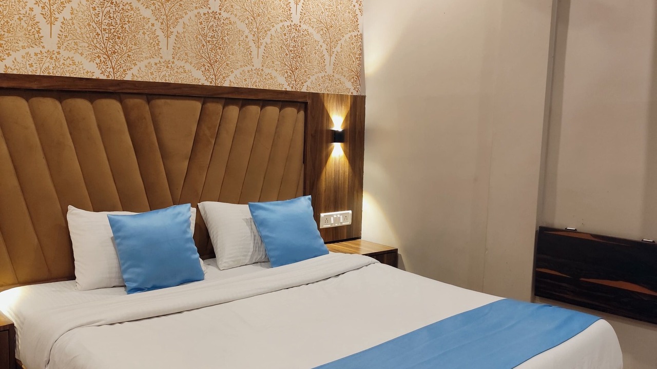Photo of Bedroom in Marol