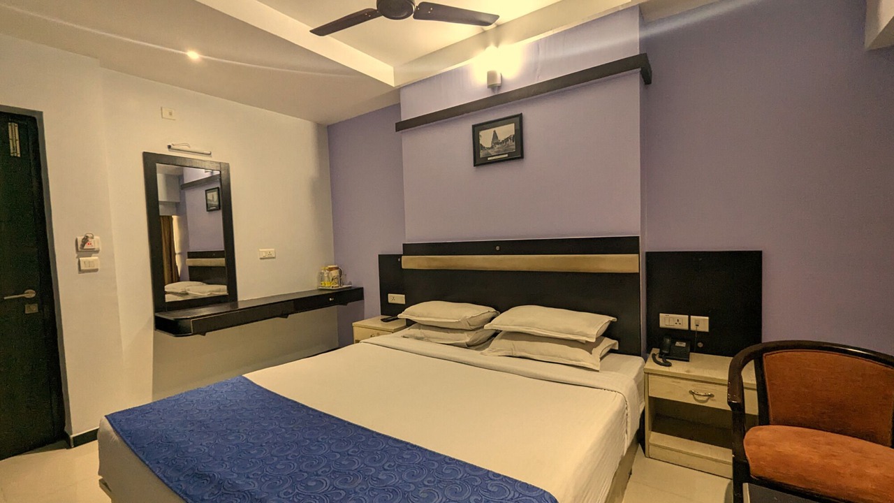 Photo of Bedroom in Tiruchirappalli