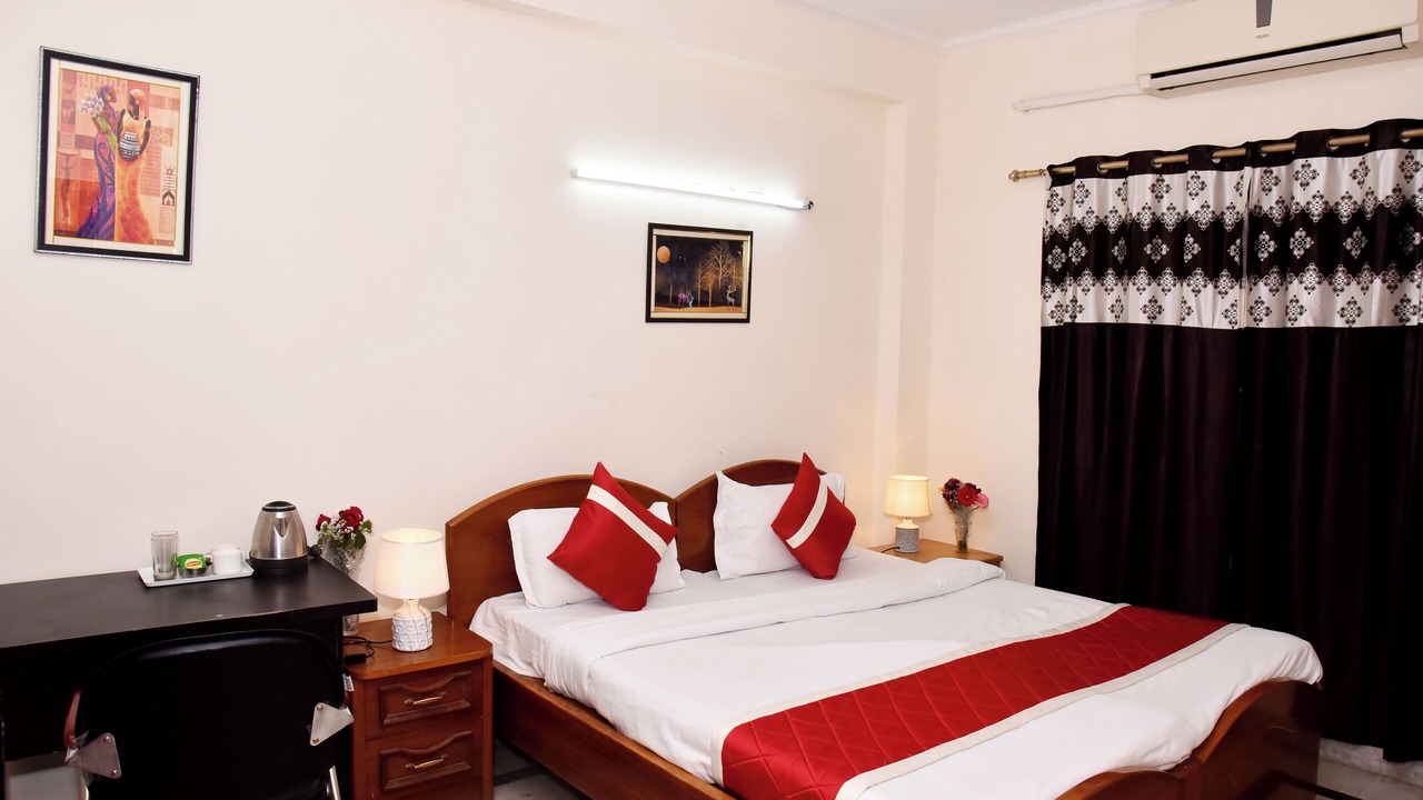 Photo of Bedroom in Sector 14
