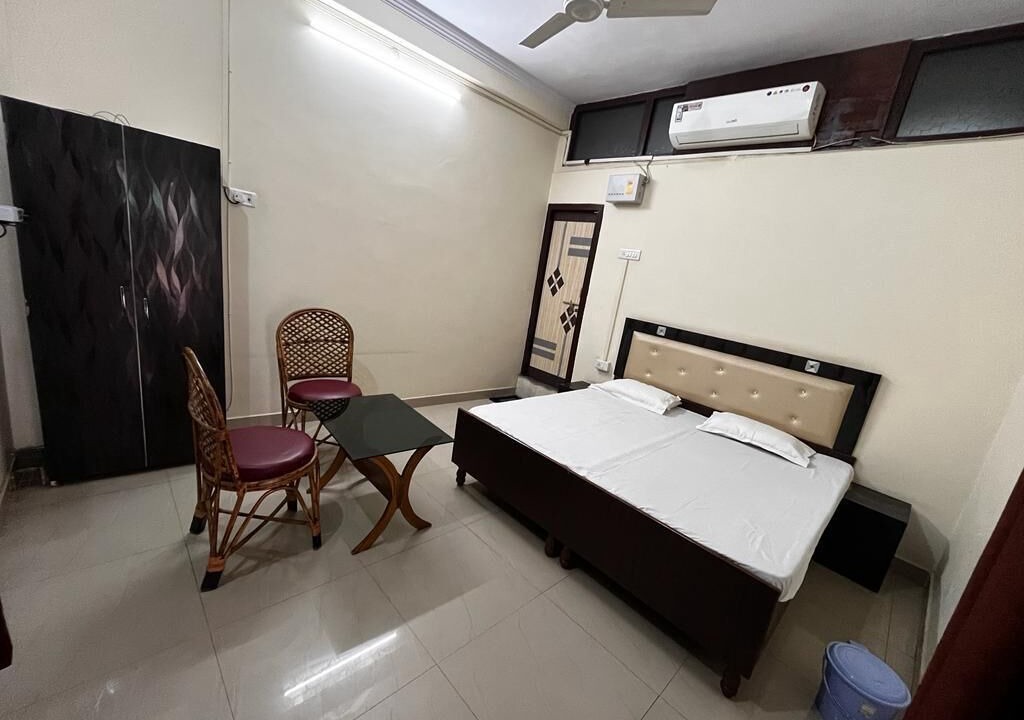 Photo of Bedroom in Phulpur