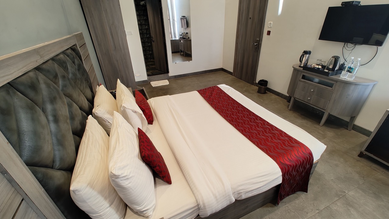 Photo of Bedroom in Panchgani