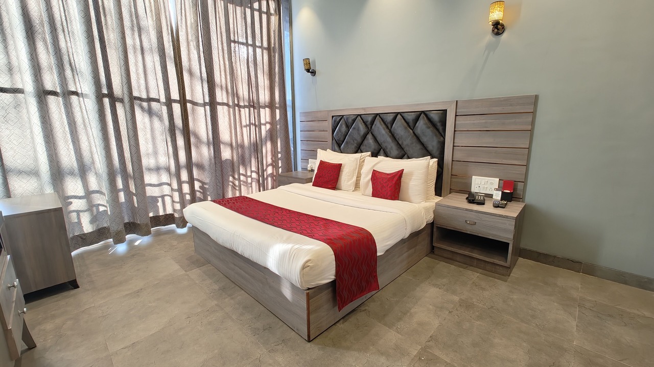 Photo of Bedroom in Panchgani