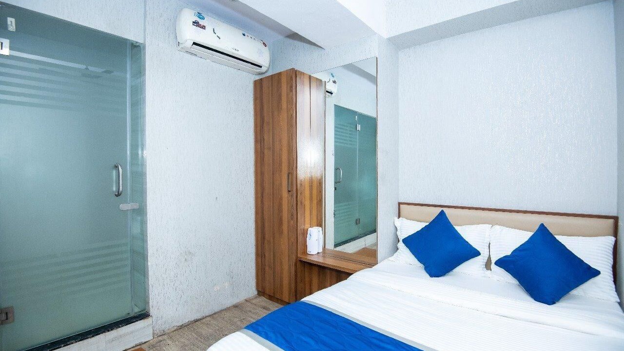 Photo of Bedroom in Surat