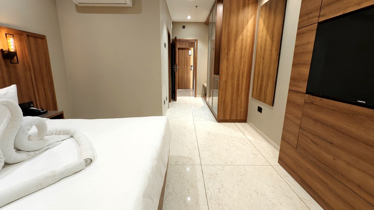 Photo of Bedroom in Jamnagar