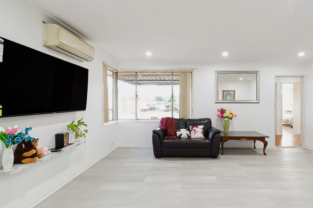 Photo of Livingroom in Werrington
