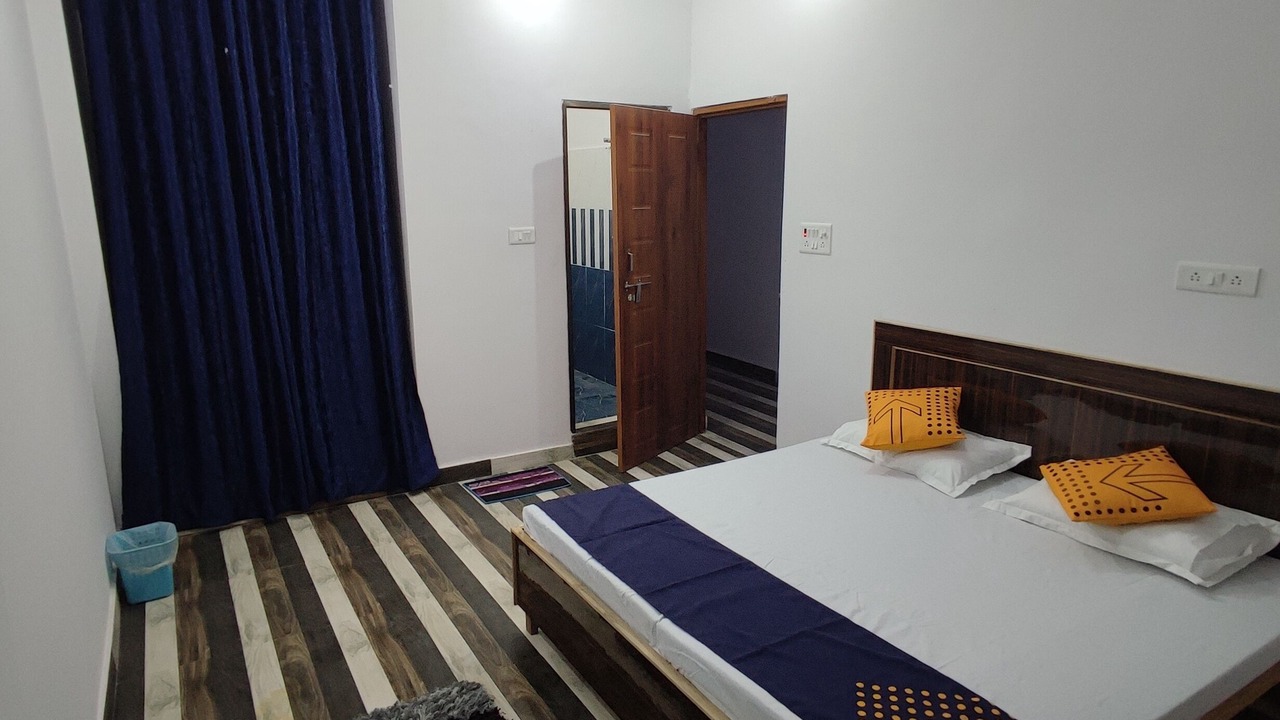 Photo of Bedroom in Sarnath