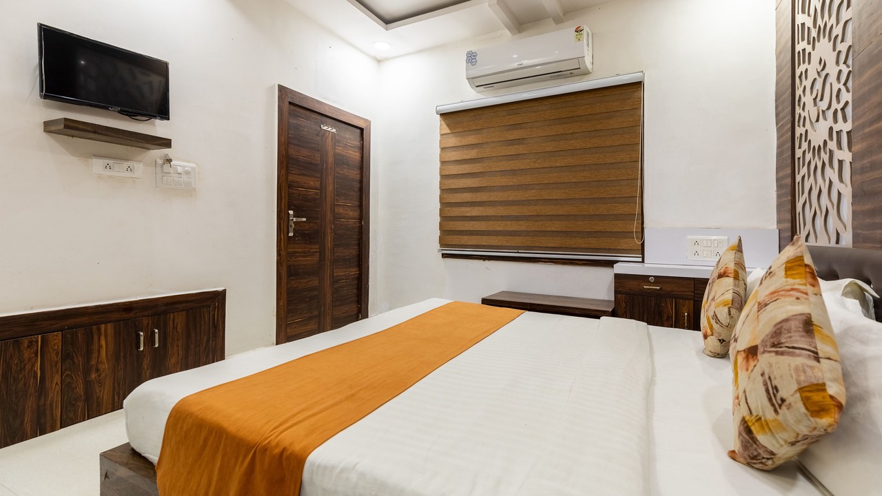 Photo of Bedroom in Bhopal