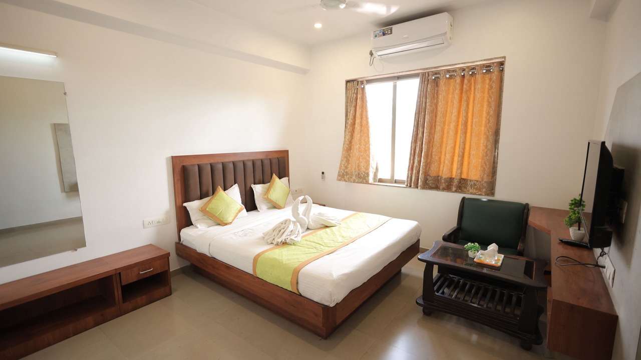 Photo of Bedroom in Dharampur