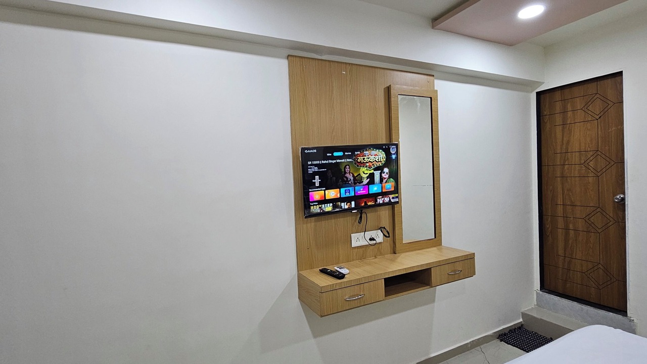 Photo of Bedroom in Mahemdavad
