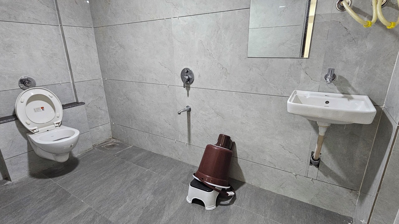 Photo of Bathroom in Mahemdavad