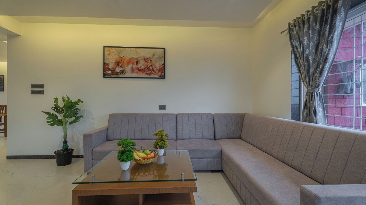 Photo of Livingroom in Bhilar