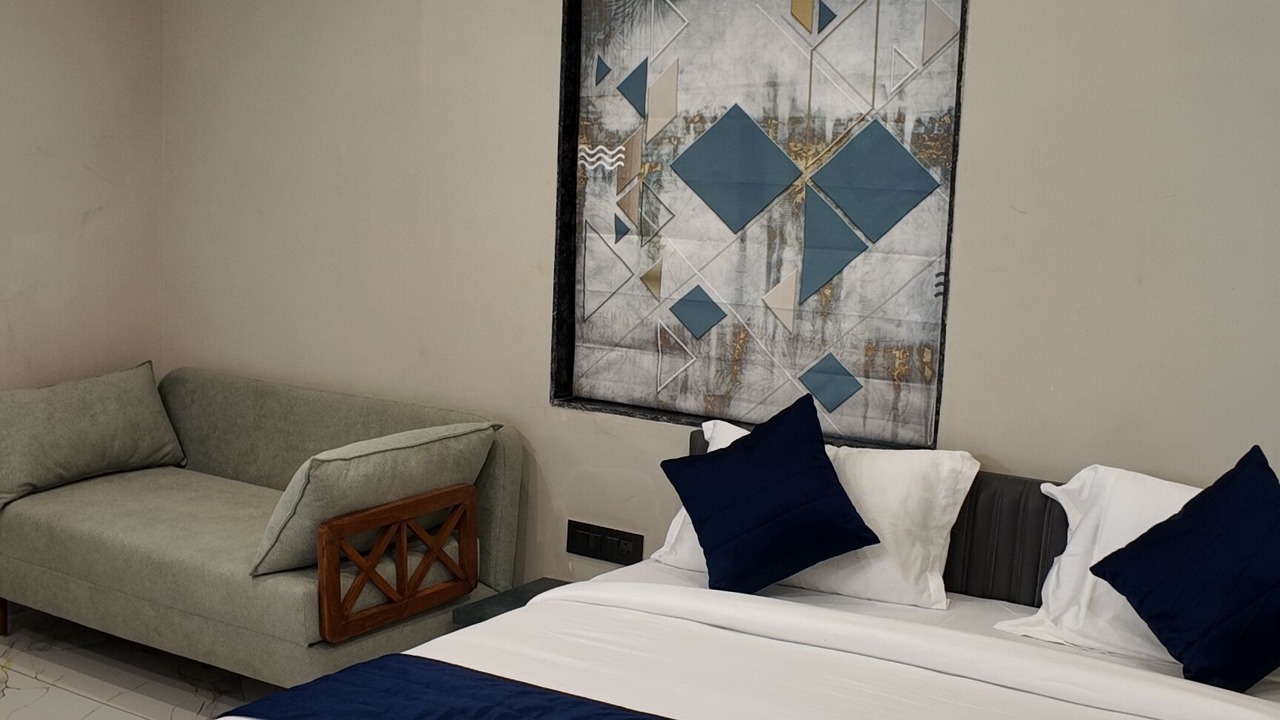 Photo of Bedroom in Gandhinagar
