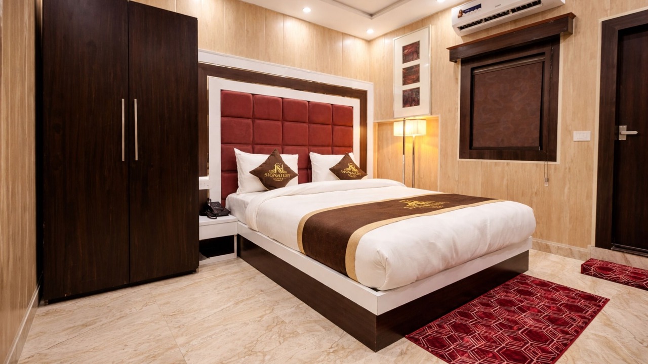 Photo of Bedroom in Agra