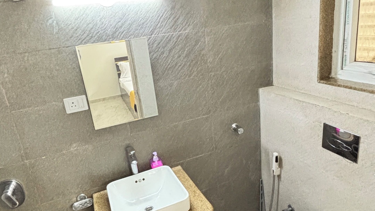 Photo of Bathroom in Clover Park