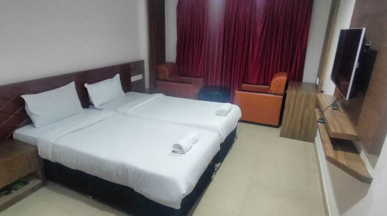 Photo of Bedroom in Thampanoor