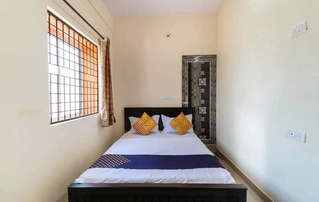 Photo of Bedroom in Shivaji Nagar