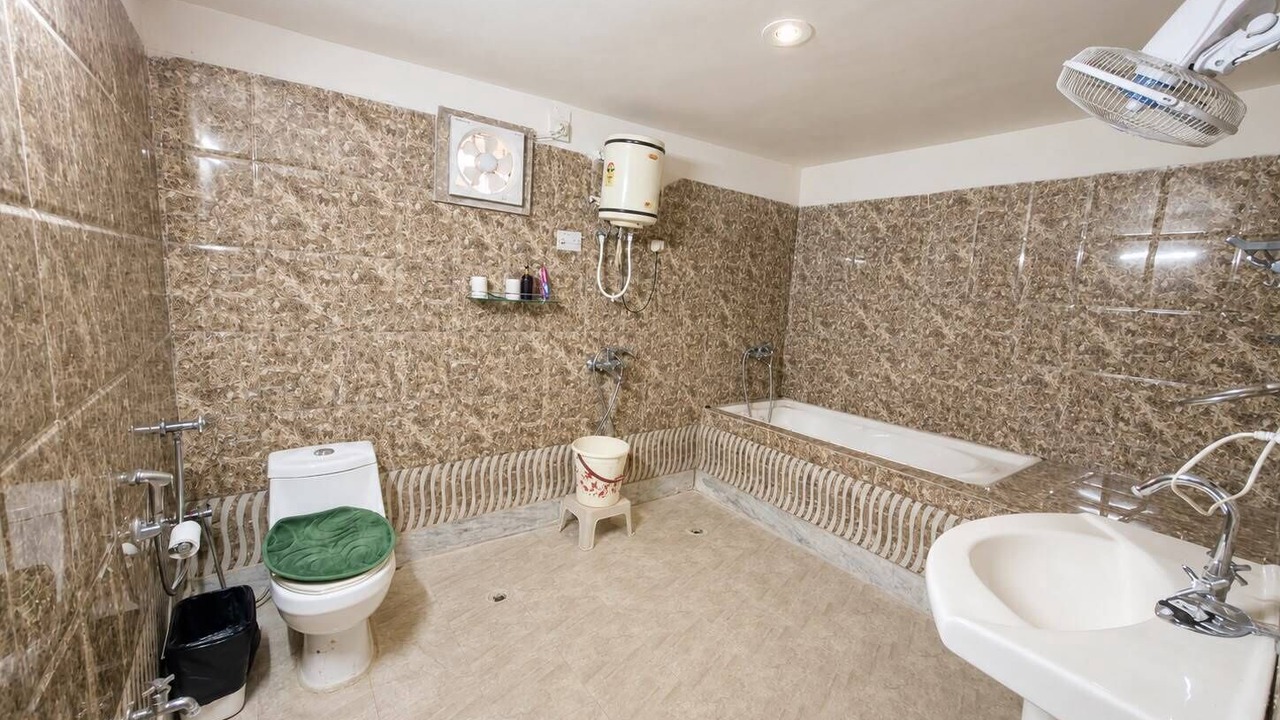 Photo of Bathroom in Hindaun