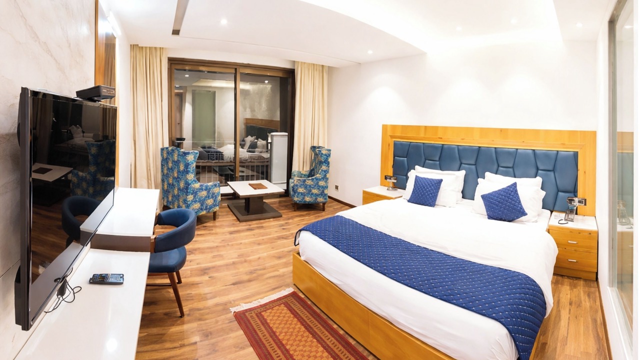 Photo of Bedroom in Taj Ganj
