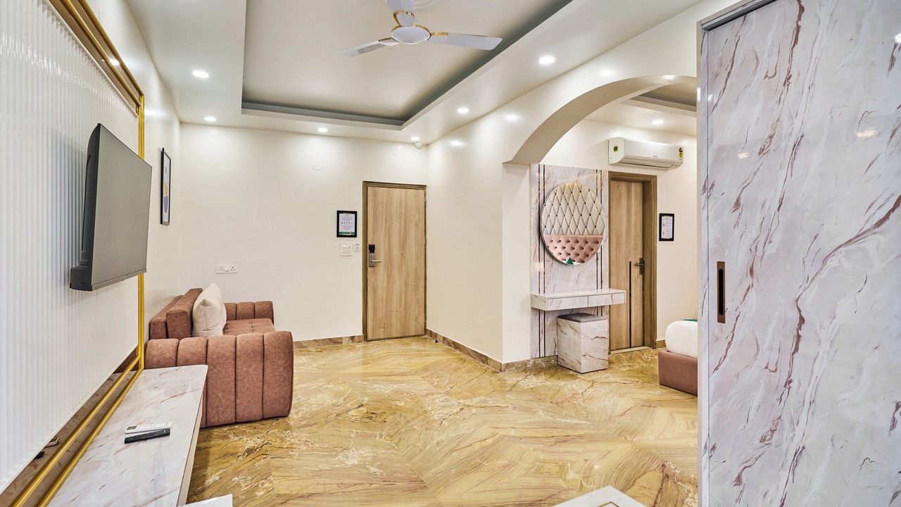 Photo of Bedroom in Karol Bagh