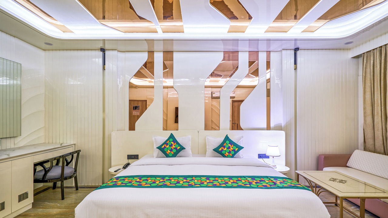 Photo of Bedroom in Karol Bagh