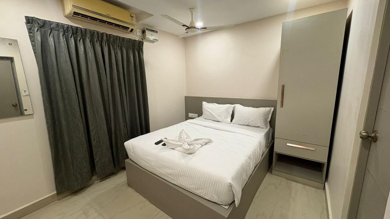 Photo of Bedroom in Royapettah