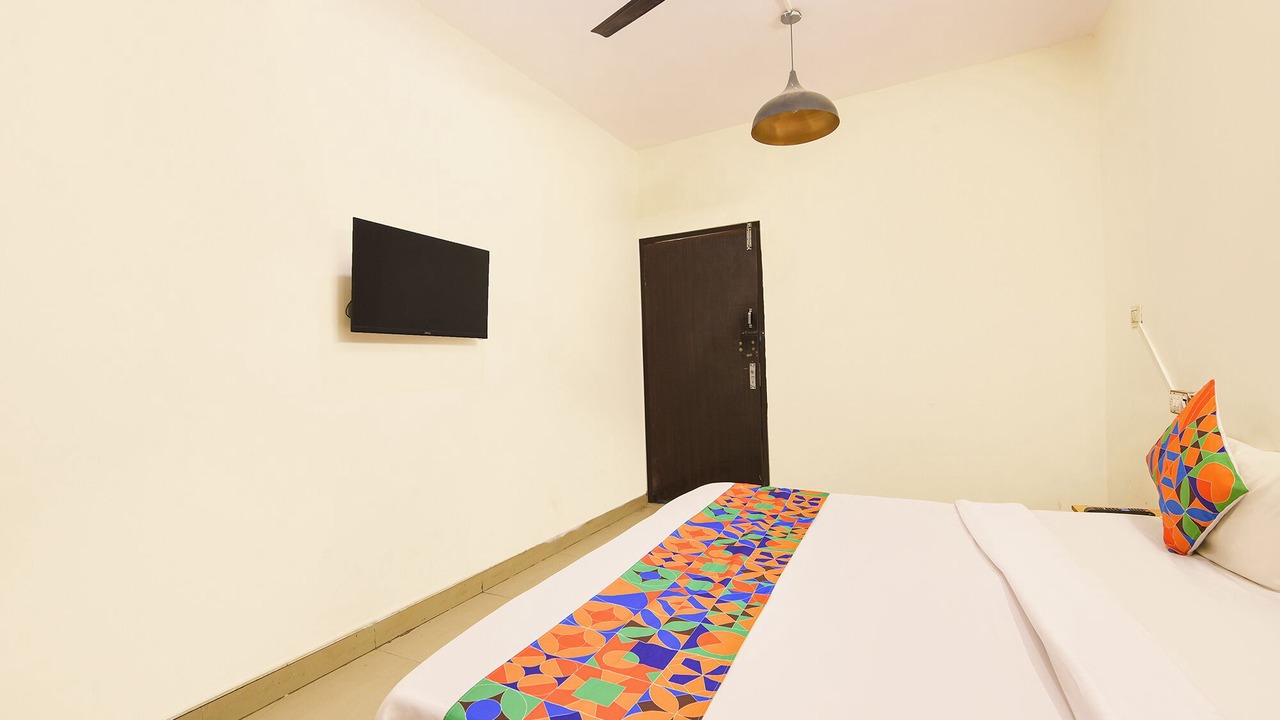 Photo of Bedroom in East of Kailash