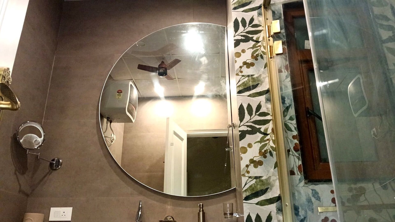 Photo of Bathroom in Benipur