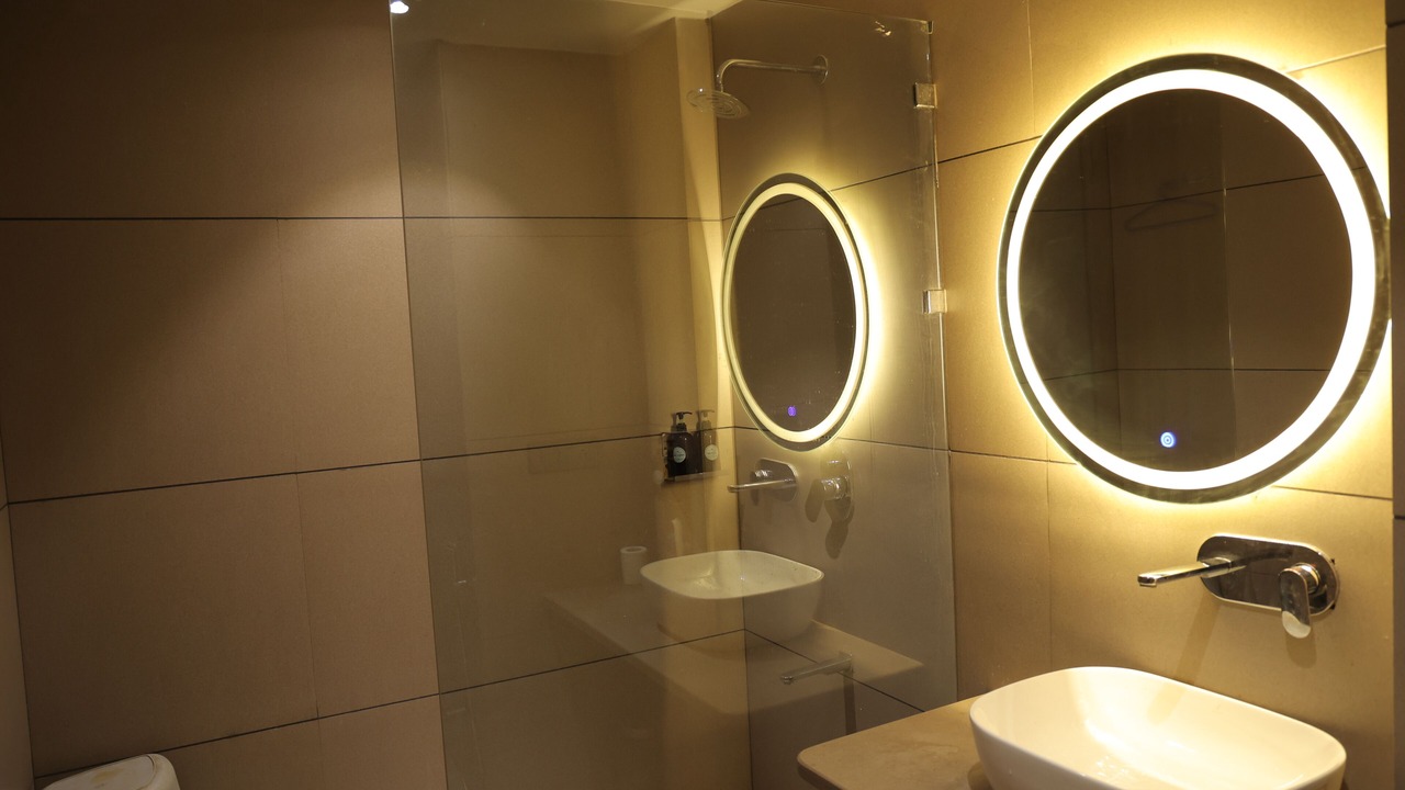 Photo of Bathroom in Hoshangabad