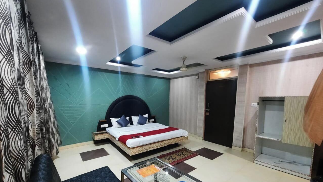 Photo of Bedroom in Pachmarhi