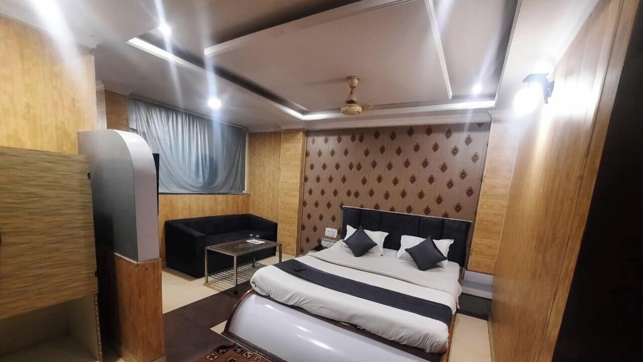 Photo of Bedroom in Pachmarhi