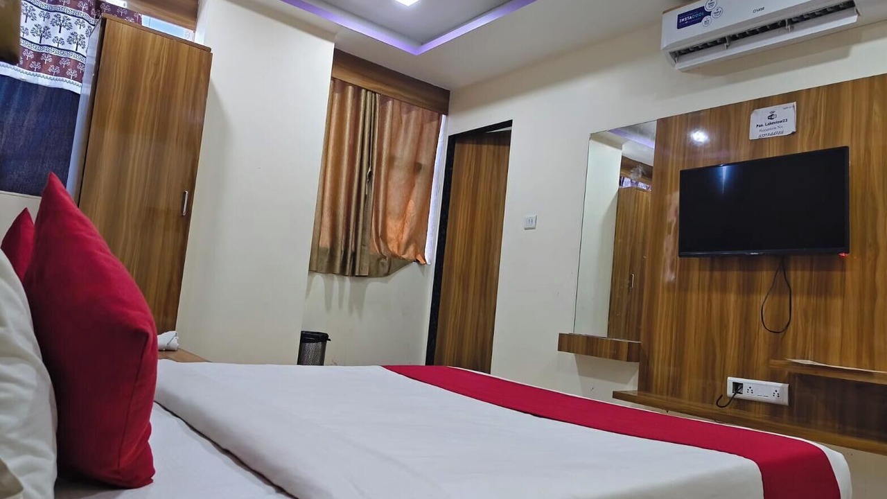Photo of Bedroom in Vadodara
