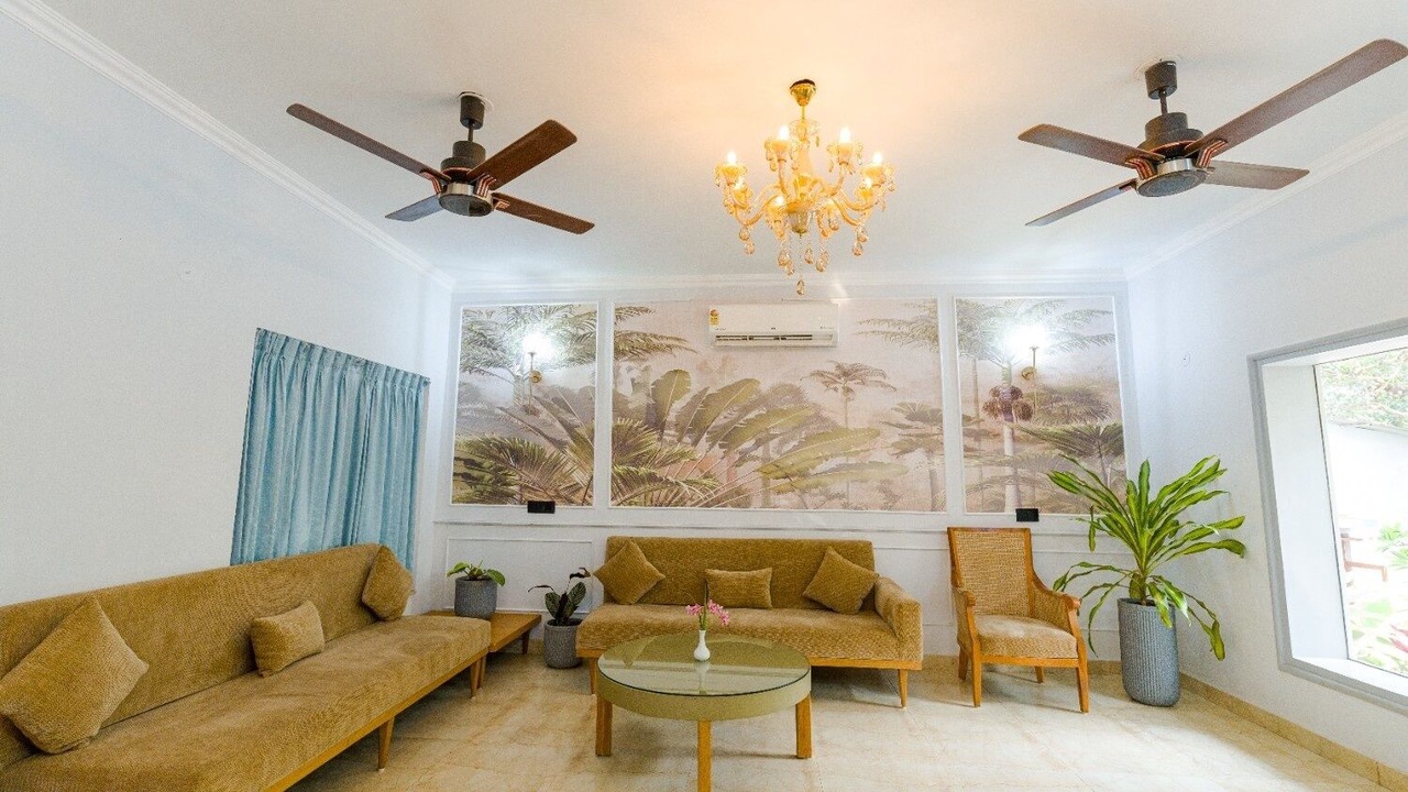 Photo of Livingroom in Vagator