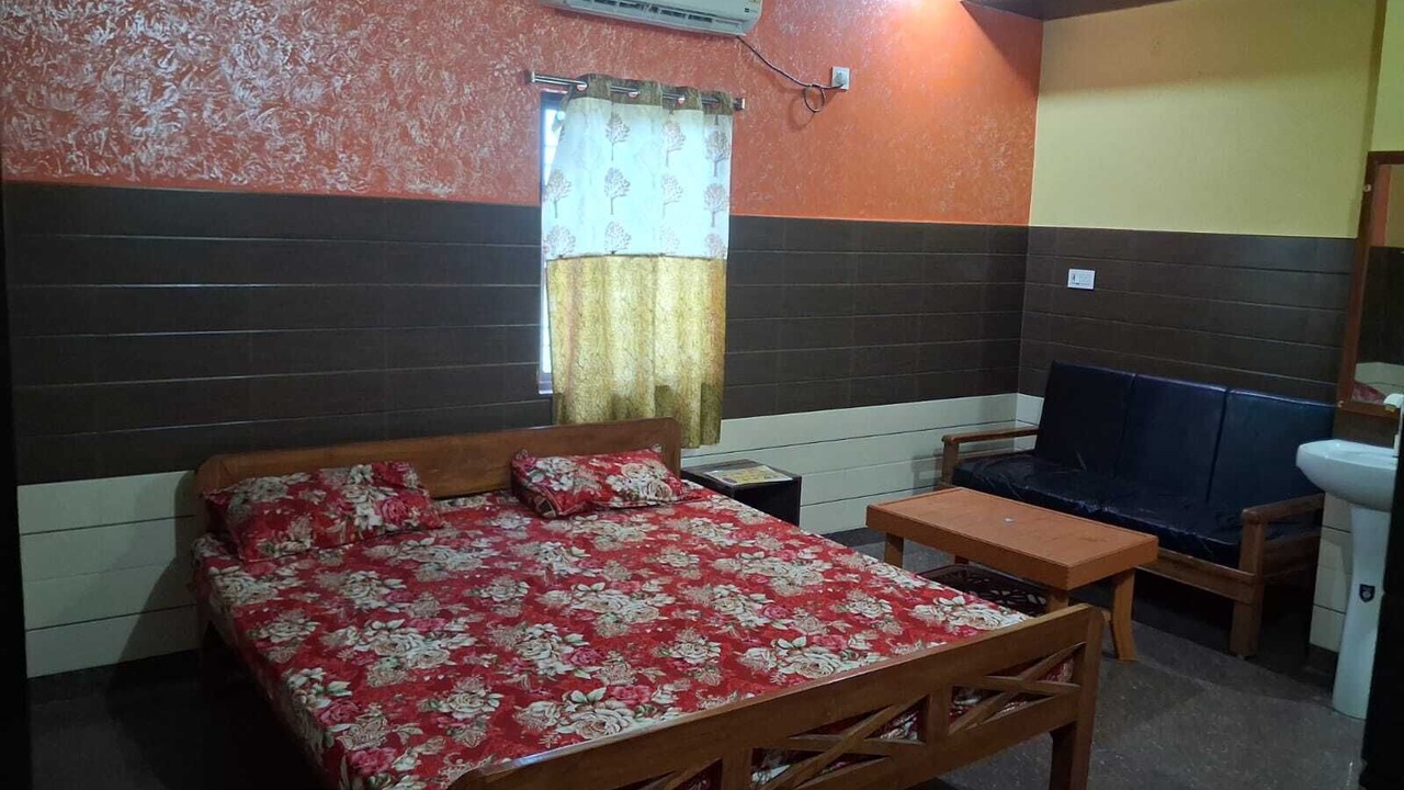 Photo of Bedroom in Siwan