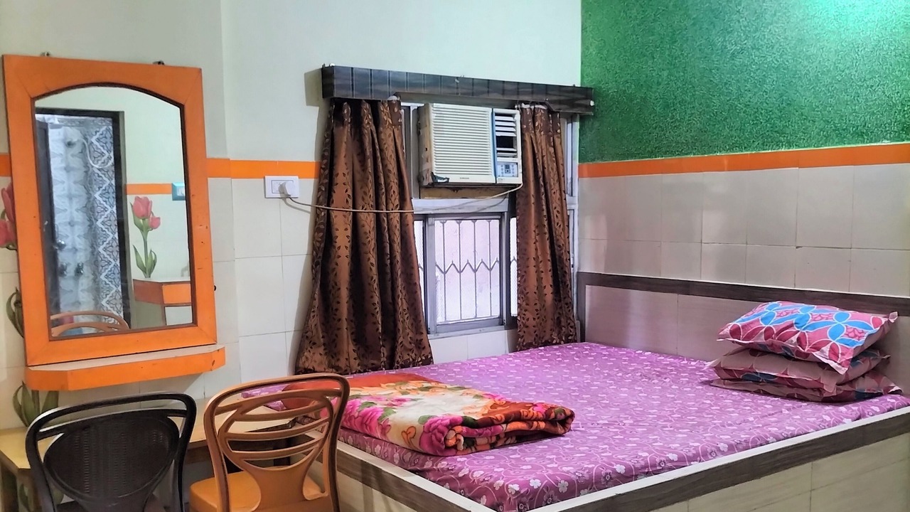 Photo of Bedroom in Tarapith