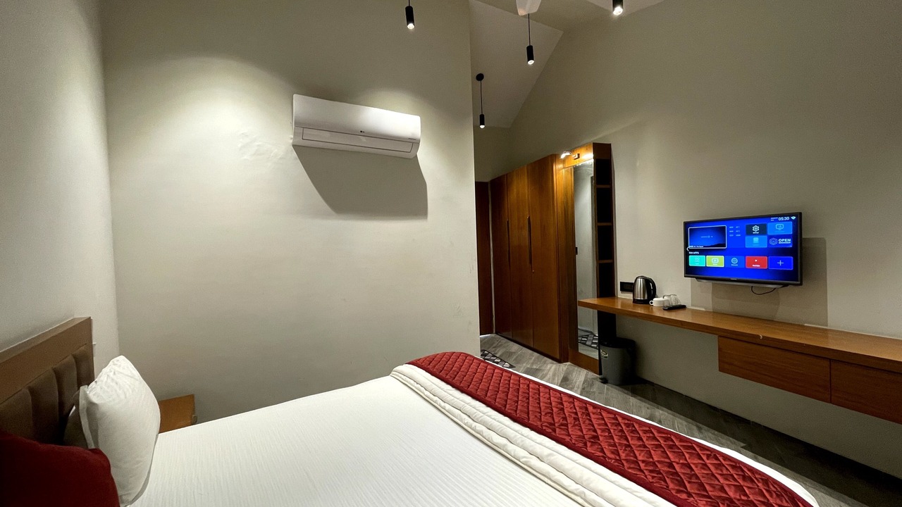 Photo of Bedroom in Navsari