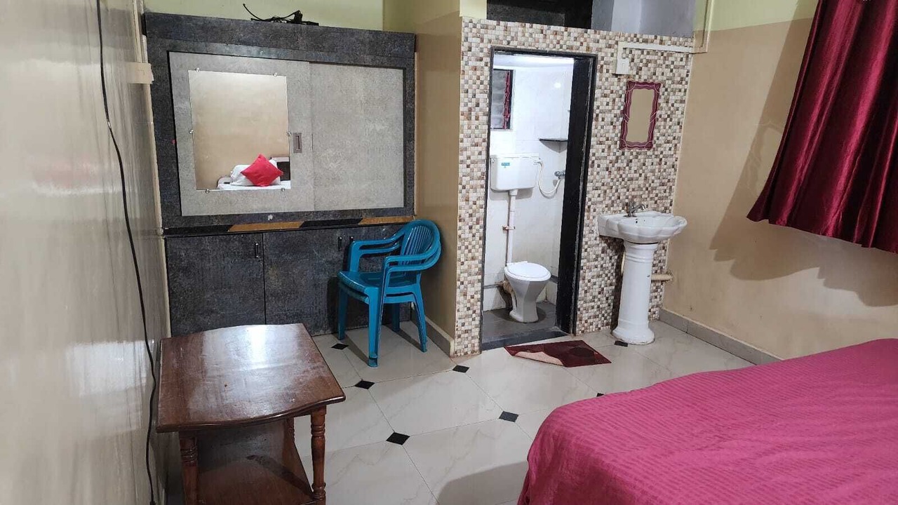 Photo of Bedroom in Mhasla