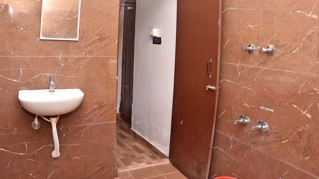 Photo of Bathroom in Mahabalipuram Beach