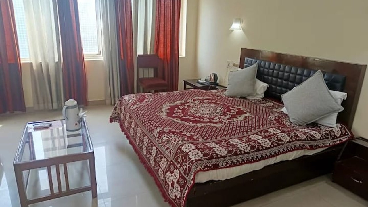 Photo of Bedroom in Naugarh