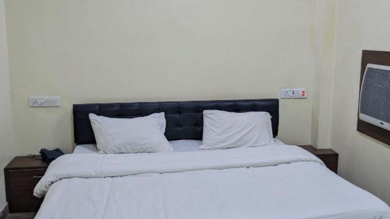 Photo of Bedroom in Naugarh