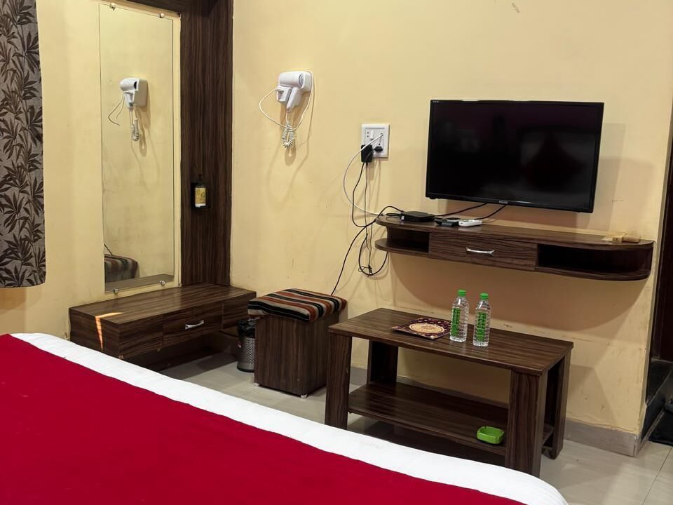 Photo of Bedroom in Dhar