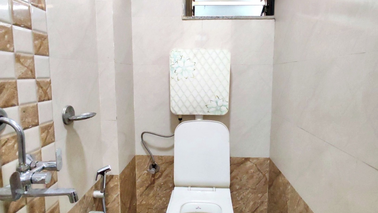 Photo of Bathroom in Taloja