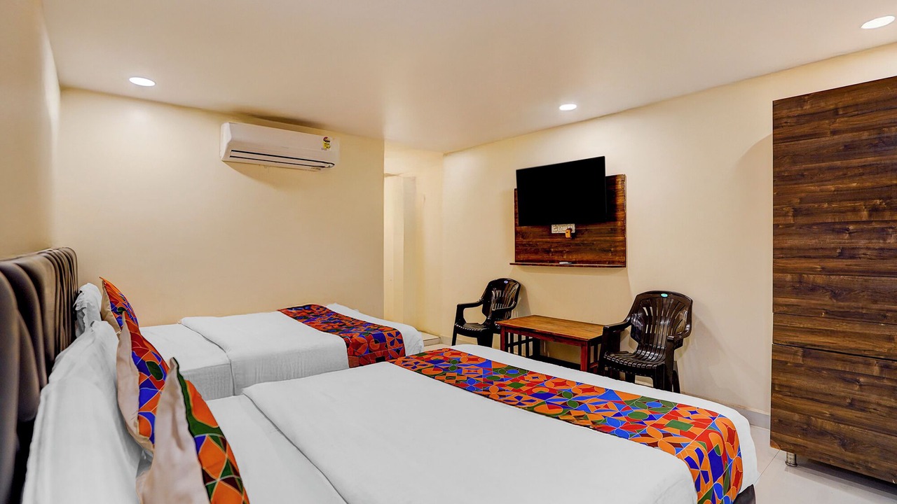Photo of Bedroom in Warangal