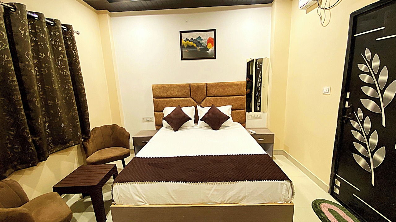 Photo of Bedroom in Varanasi