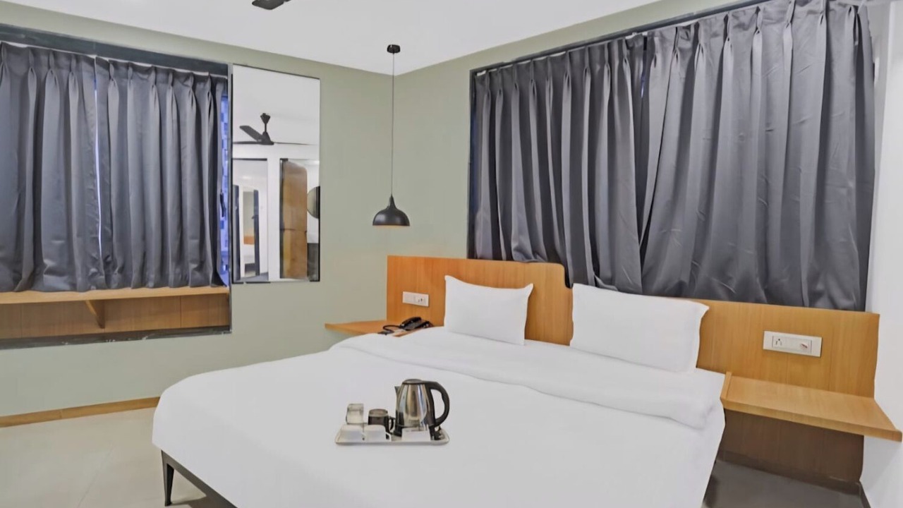 Photo of Bedroom in Surat