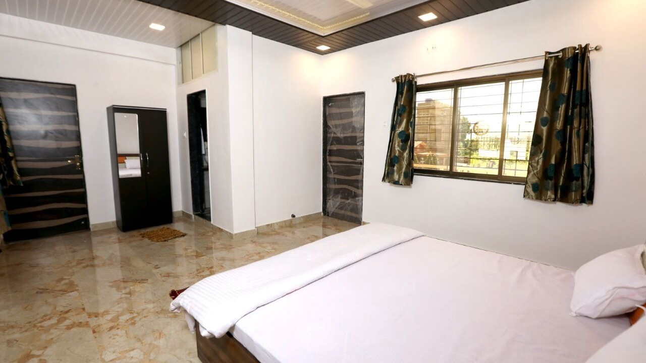Photo of Bedroom in Lonavala