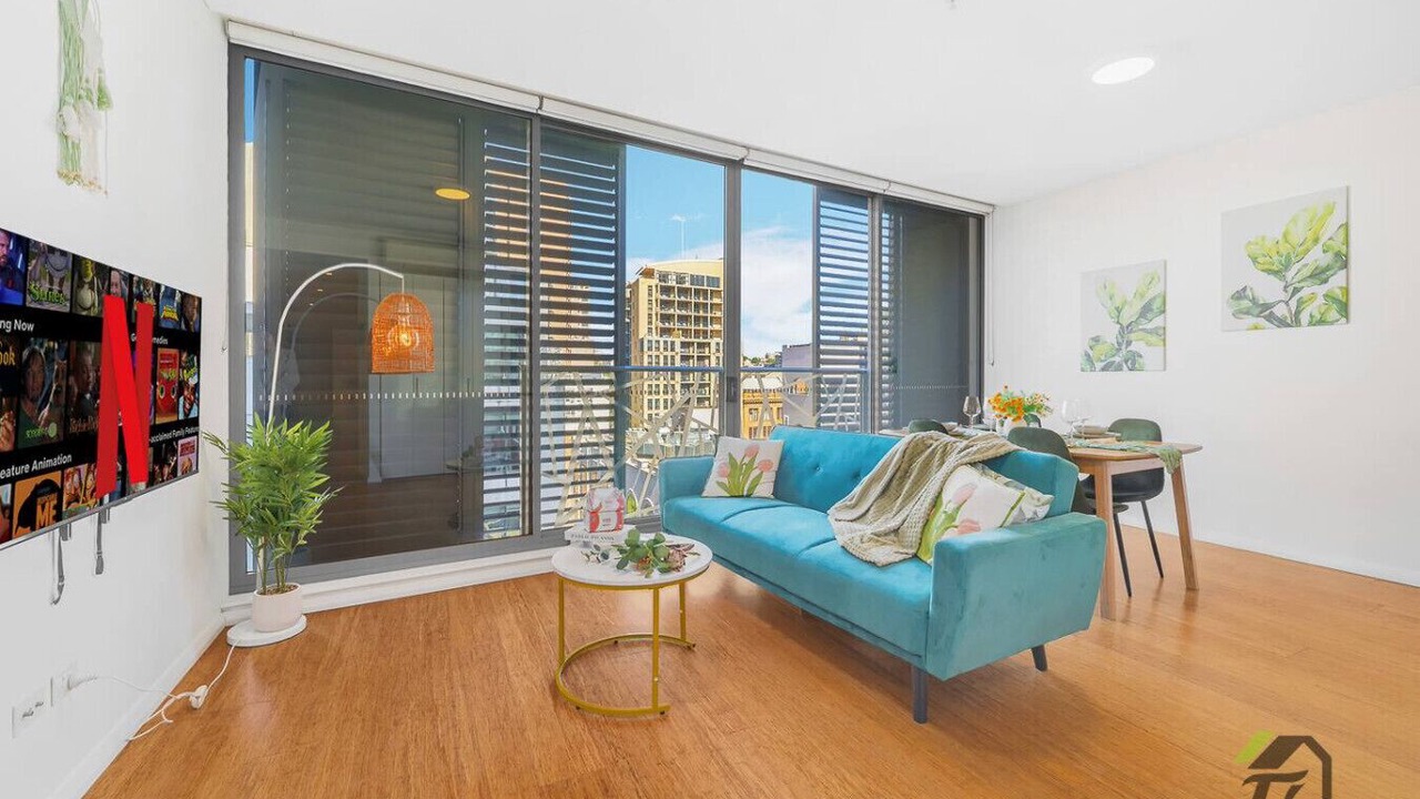 Photo of Livingroom in Chinatown